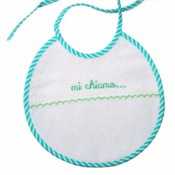 Bavaglia in spugna con inserto da ricamare