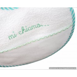 Bavaglia in spugna con inserto da ricamare Bavaglia in spugna con inserto da ricamare